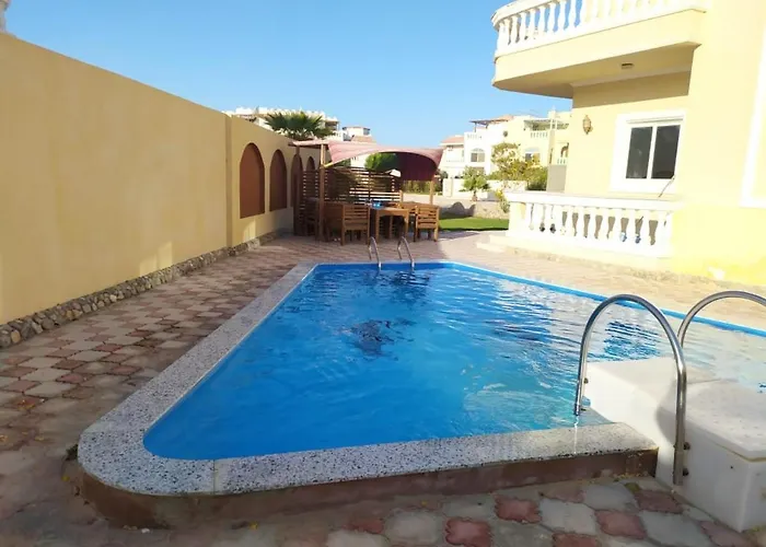 4 Bed Hurgada