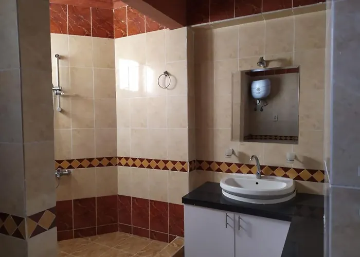 4 Bed Villa